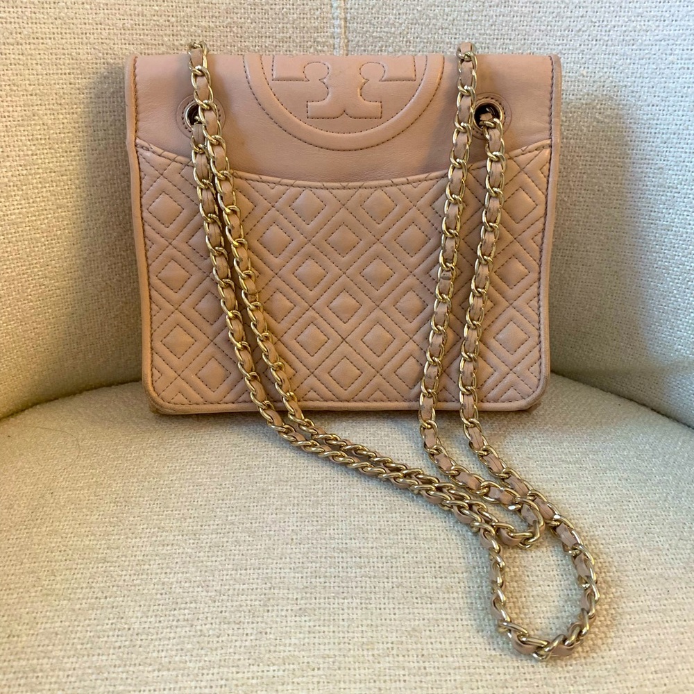 Tory Burch Shoulder Fleming Medium Quilted Light Oak Leather Cross Body Bag